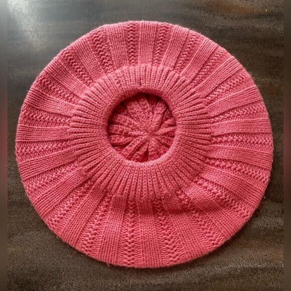 Knit Hat Beret Fitted Womens One Size Pink Ribbed Winter Warm Slouchy Cozy - Picture 2 of 3